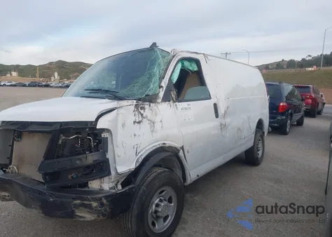 2022 Chevrolet Express Cargo Rwd 3500 Regular Wheelbase Wt from USA, damaged, VIN 1GCZGGF74N1219366